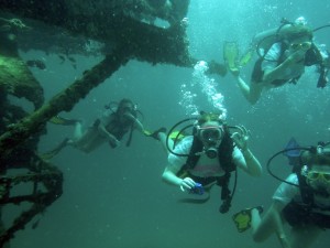 Discover Scuba Divers Diving around the Bajan Queen